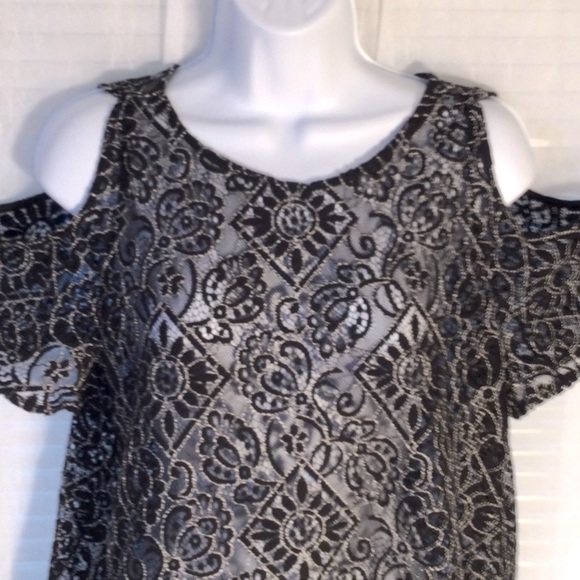 LOFT Lace Cold Shoulder Shear Blouse Sz M - Picture 3 of 11